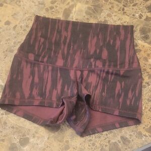 lululemon athletica High Waist Purple Patterned Shorts